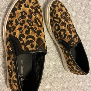 Cheetah print shoes
